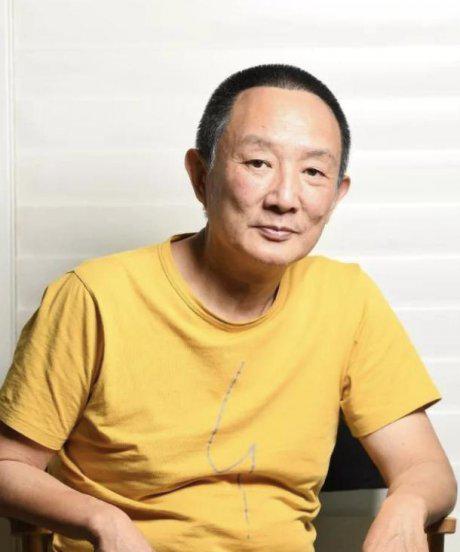 张若昀母亲是否远嫁国外了