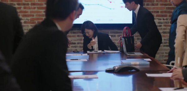 黑色灯塔乔雅为什么消失了