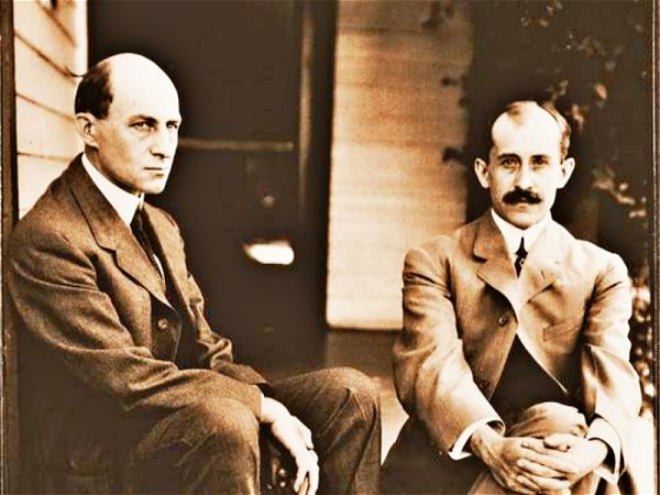 莱特兄弟发明飞机的故事