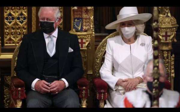 英国议会由哪三部分组成