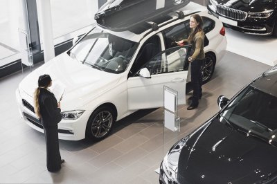 公司名义买车后悔了 个人买车挂公司名下的好处和坏处