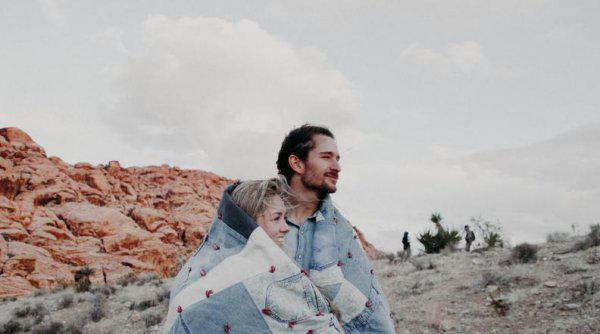 没有话题的感情还能继续吗