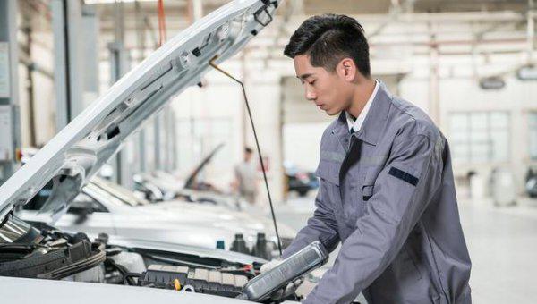 10万的新车好还是二手车好