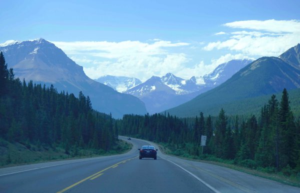 落基山脉位于美国的哪里