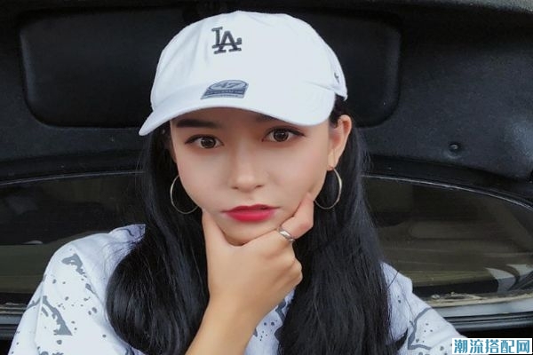 帽子上有la是什么牌子