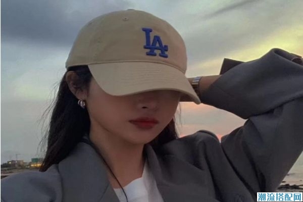 帽子上有la是什么牌子