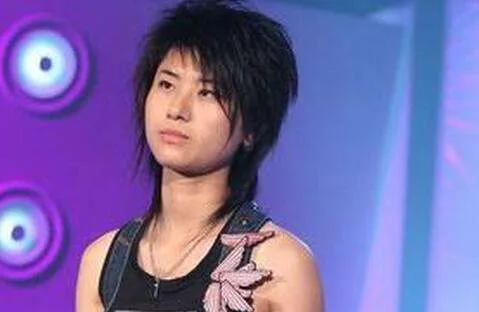 尚雯婕以前的照片对比