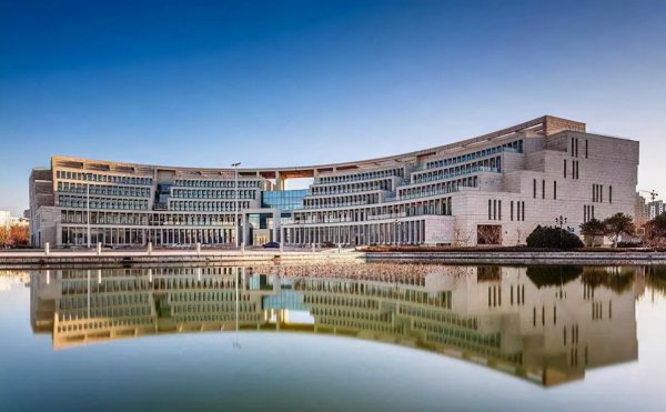 山东青岛理工大学排名