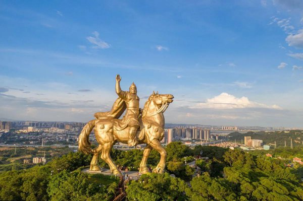 中国历史上十大民族英雄事迹简介