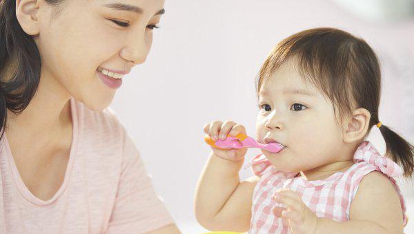 美白牙膏排名前十名