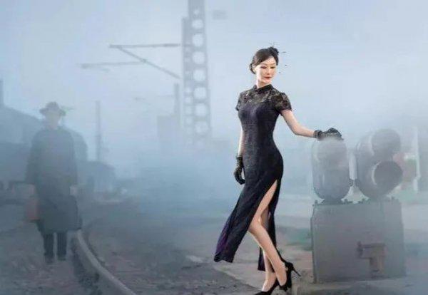 穿旗袍照相什么姿势好看