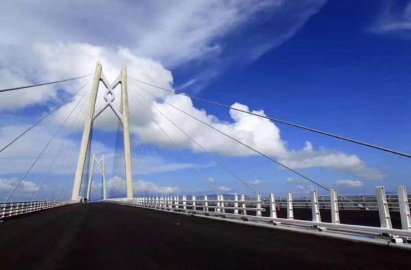 港珠澳大桥全长多少公里