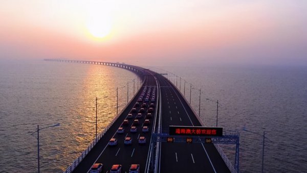 港珠澳大桥全长多少公里