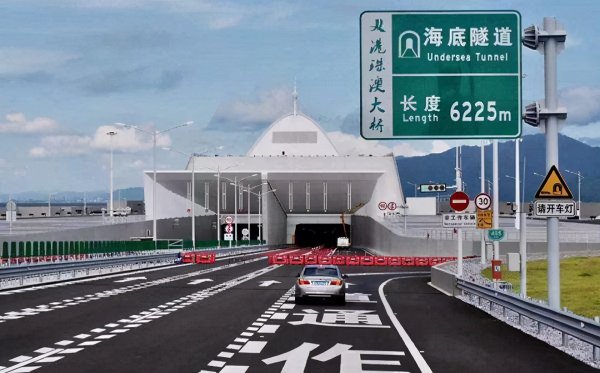 港珠澳大桥全长多少公里