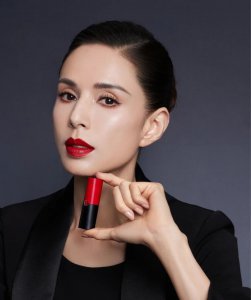 阿玛尼口红最火色号 阿玛尼口红有哪些色号涂起来好看