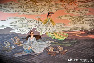 屈原的生平事迹简介 简要介绍屈原的爱国故事及人物评价