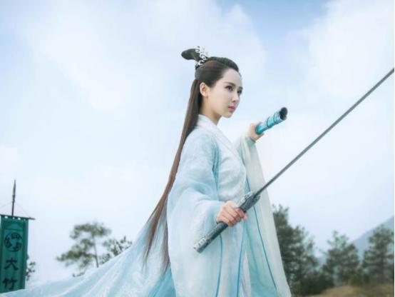 张小凡是喜欢碧瑶还是陆雪琪