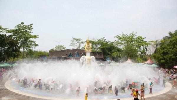 傣族泼水节的习俗有哪些