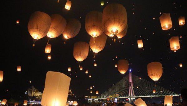 傣族泼水节的习俗有哪些