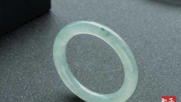 手镯一般戴哪只手