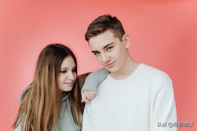 男生不理女生代表什么意思 突然不理女生是因为什么