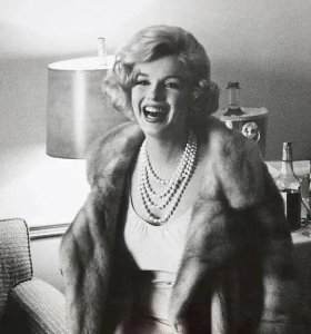 珍珠项链适合多大年龄的人戴 不同年龄怎么选择珍珠项链