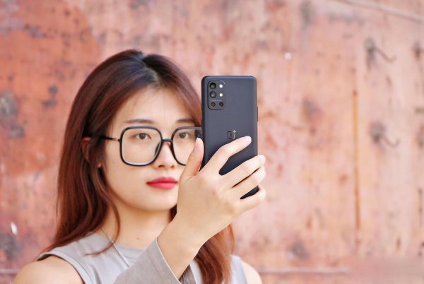 一加手机是哪个国家的