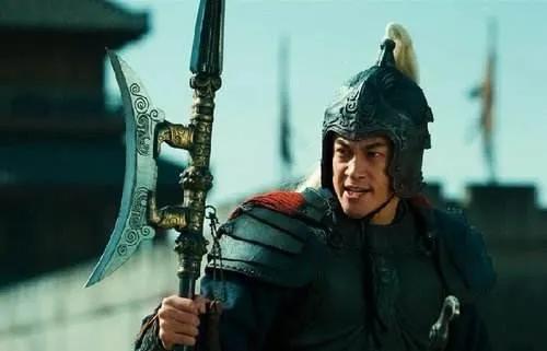 三英战吕布故事内容概括