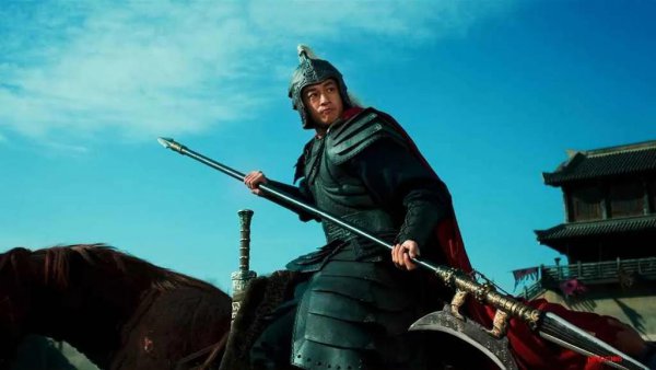 三英战吕布故事内容概括