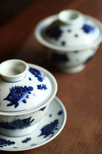 立明堂的瓷绘纹饰怎么样