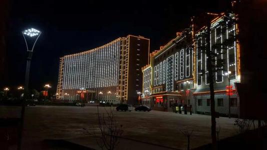 和田地区有几个县几个市