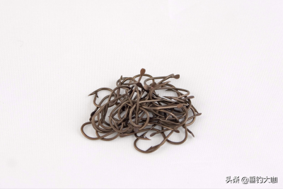 野钓大小兼顾最好用的鱼钩 想要大小通杀怎么选鱼钩