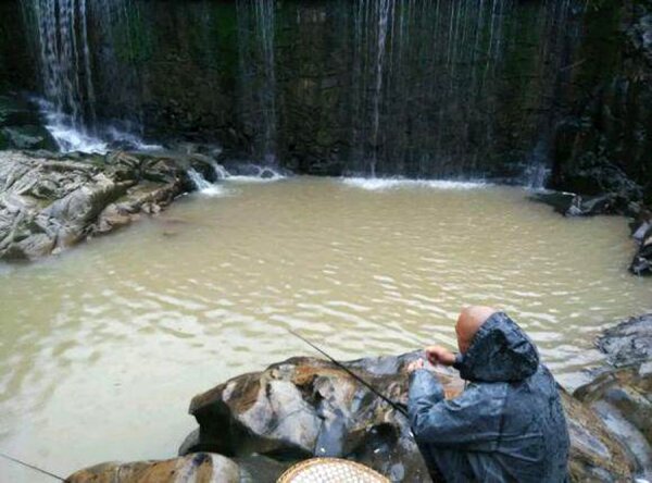 走水很急的河道怎么钓鱼