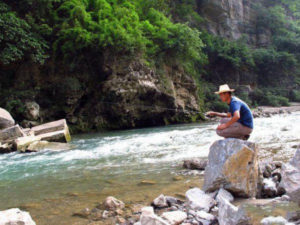 走水很急的河道怎么钓鱼