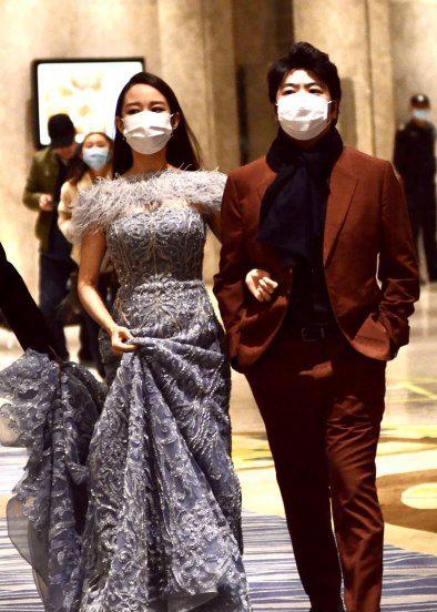 李云迪和朗朗谁的成就更高