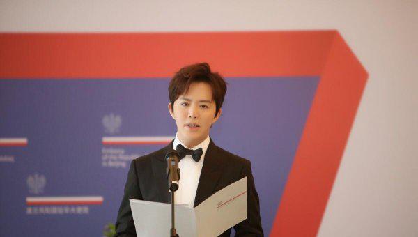 李云迪和朗朗谁的成就更高