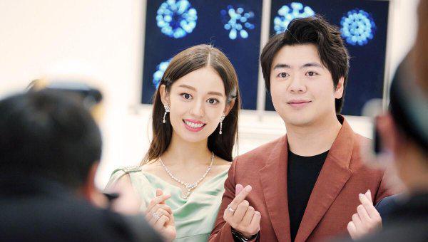 李云迪和朗朗谁的成就更高