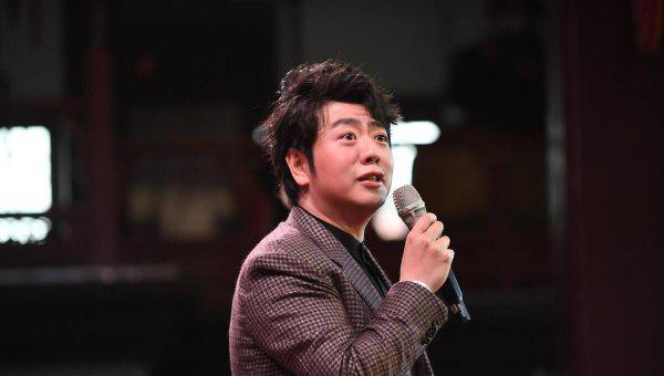 李云迪和朗朗谁的成就更高