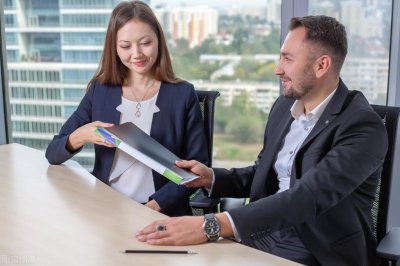 老板心里真正欣赏的女下属 这5种女下属的魅力让老板欣赏