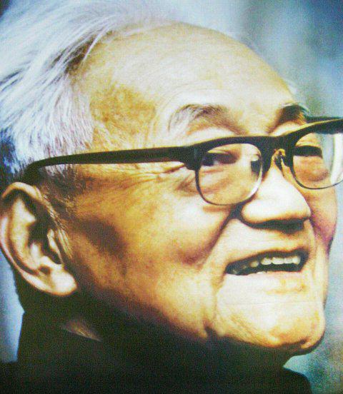 巴金家的主要内容是什么