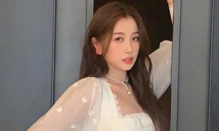 虞书欣家境如何是富二代吗