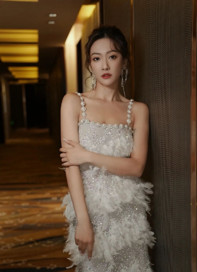 女演员余玥资料简介