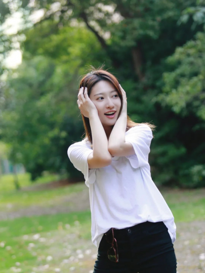 女演员余玥资料简介