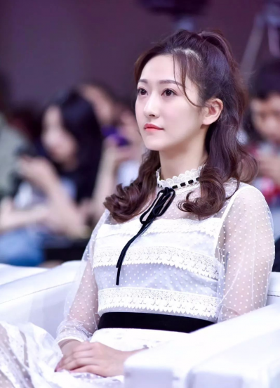 女演员余玥资料简介