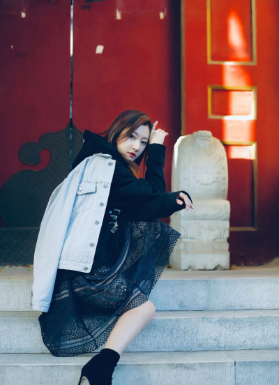 女演员余玥资料简介