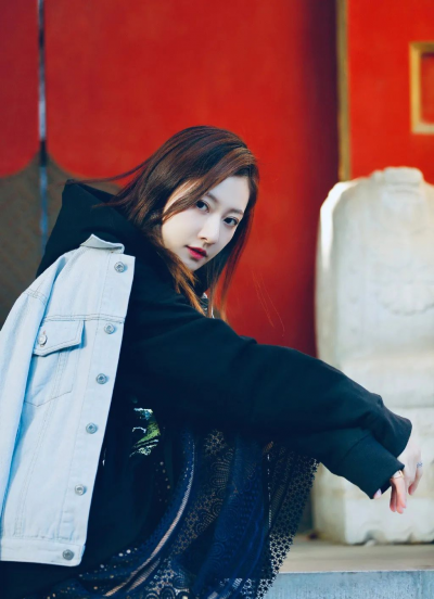 女演员余玥资料简介