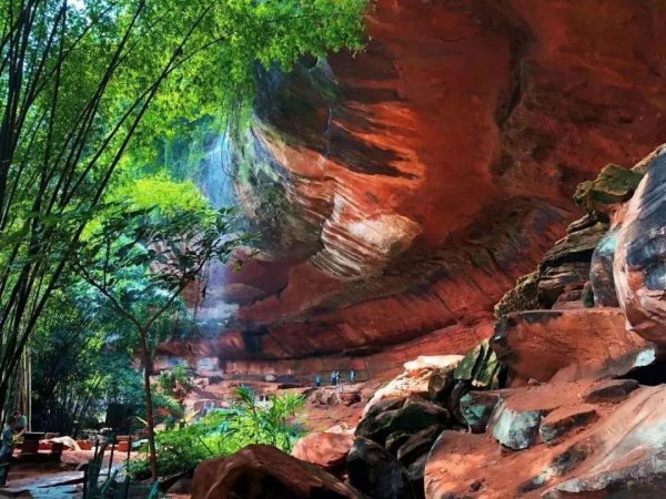 丹霞地貌旅游景点在哪里