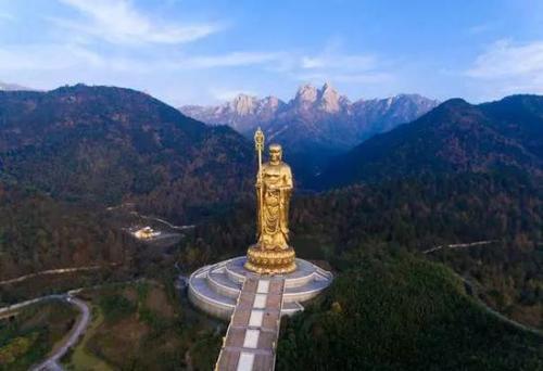 九华山是什么菩萨的道场