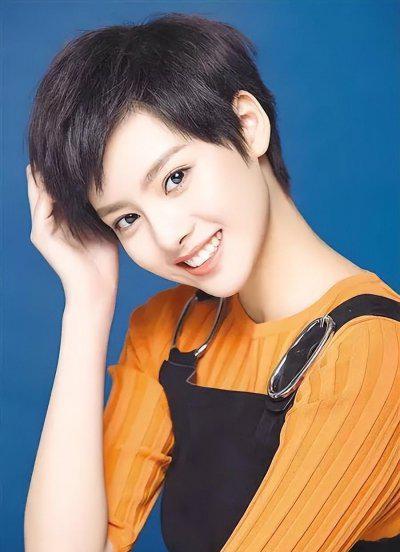 张艺上的个人资料介绍