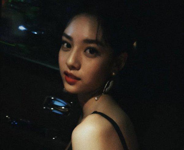 张艺上的个人资料介绍